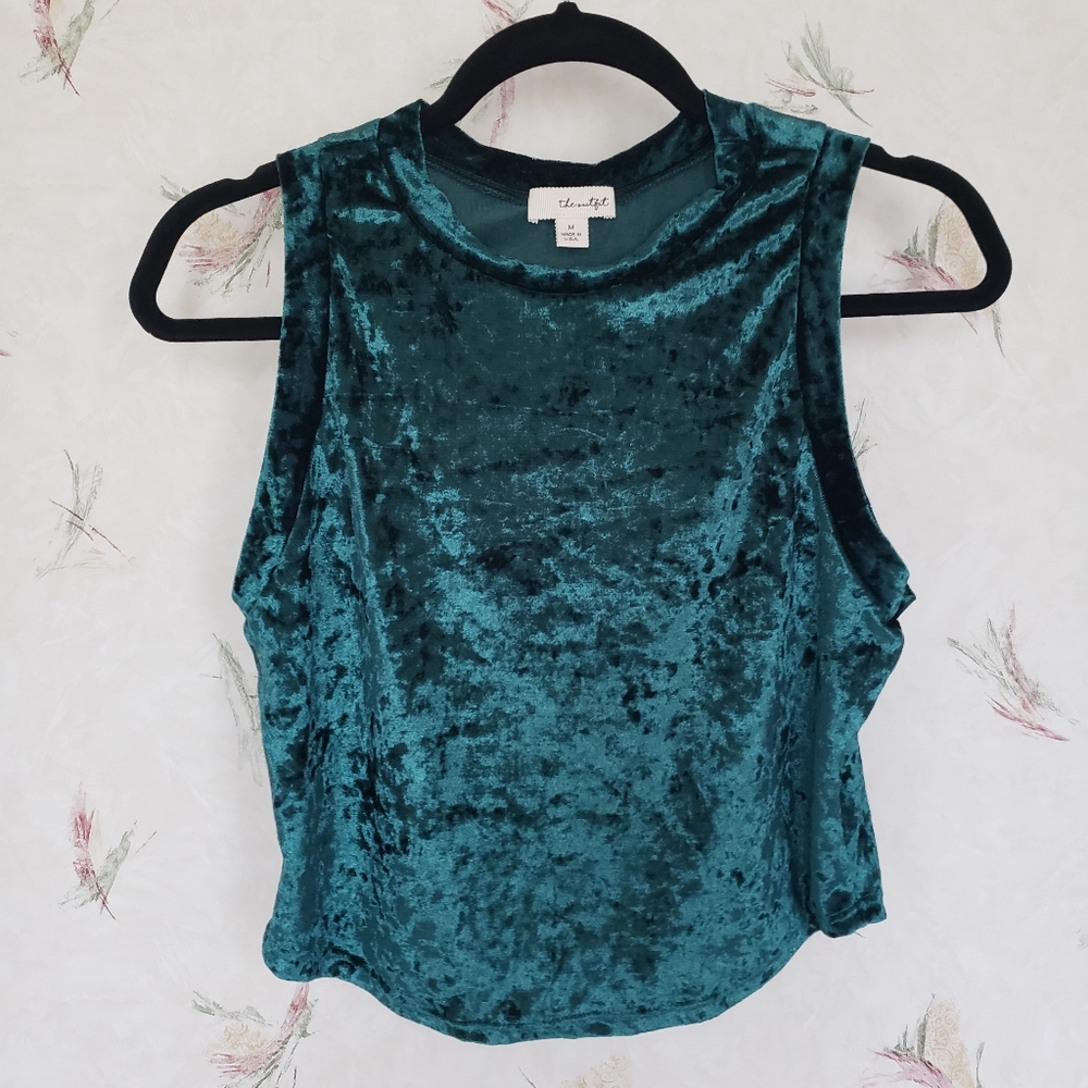 Cropped tank top